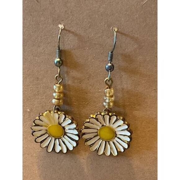 Enamel Daisy Flower Charm Hook Dangle Earrings - Picture 1 of 5